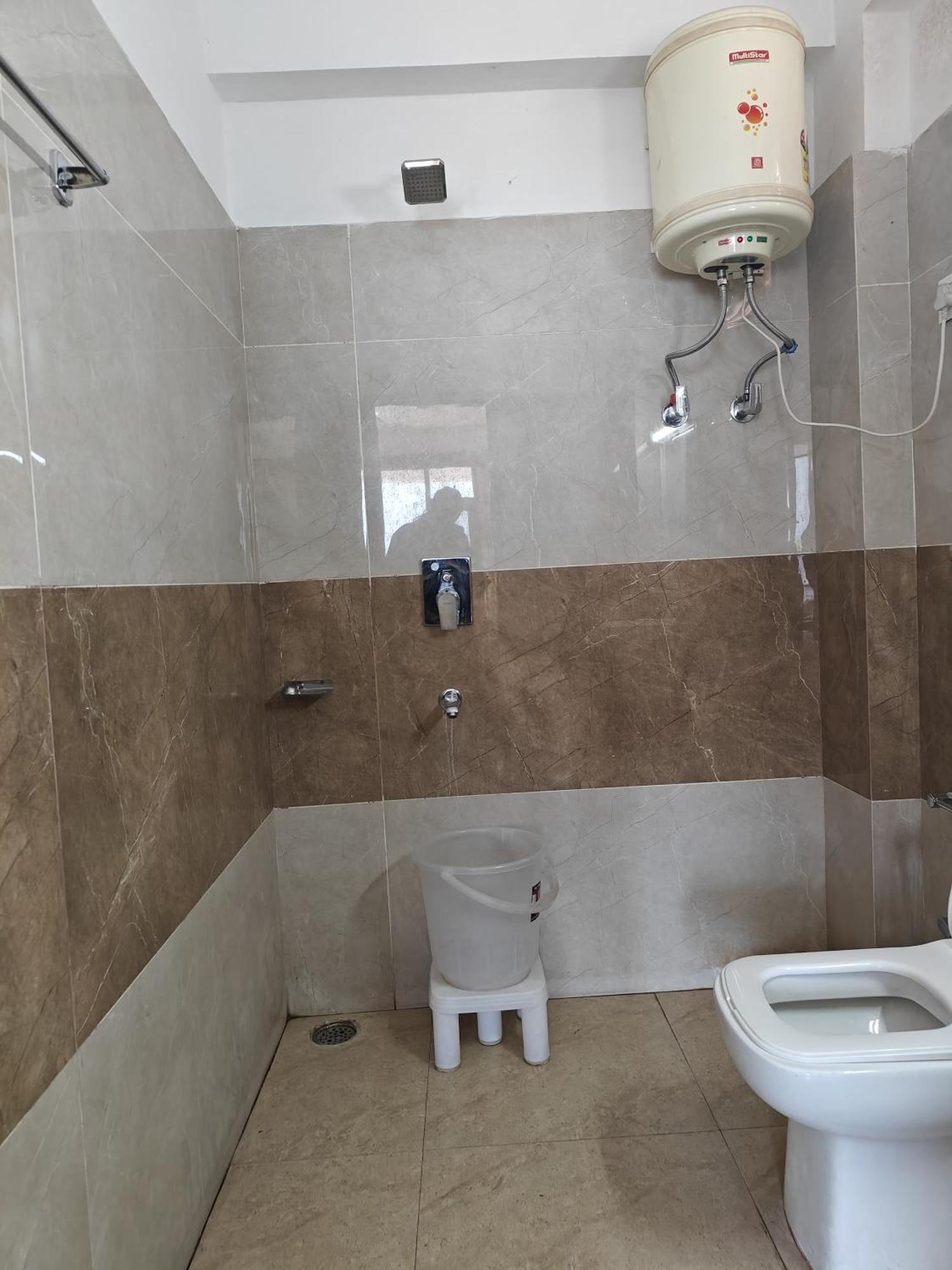 Santosh Cafe & Rooms Amritsar Buitenkant foto