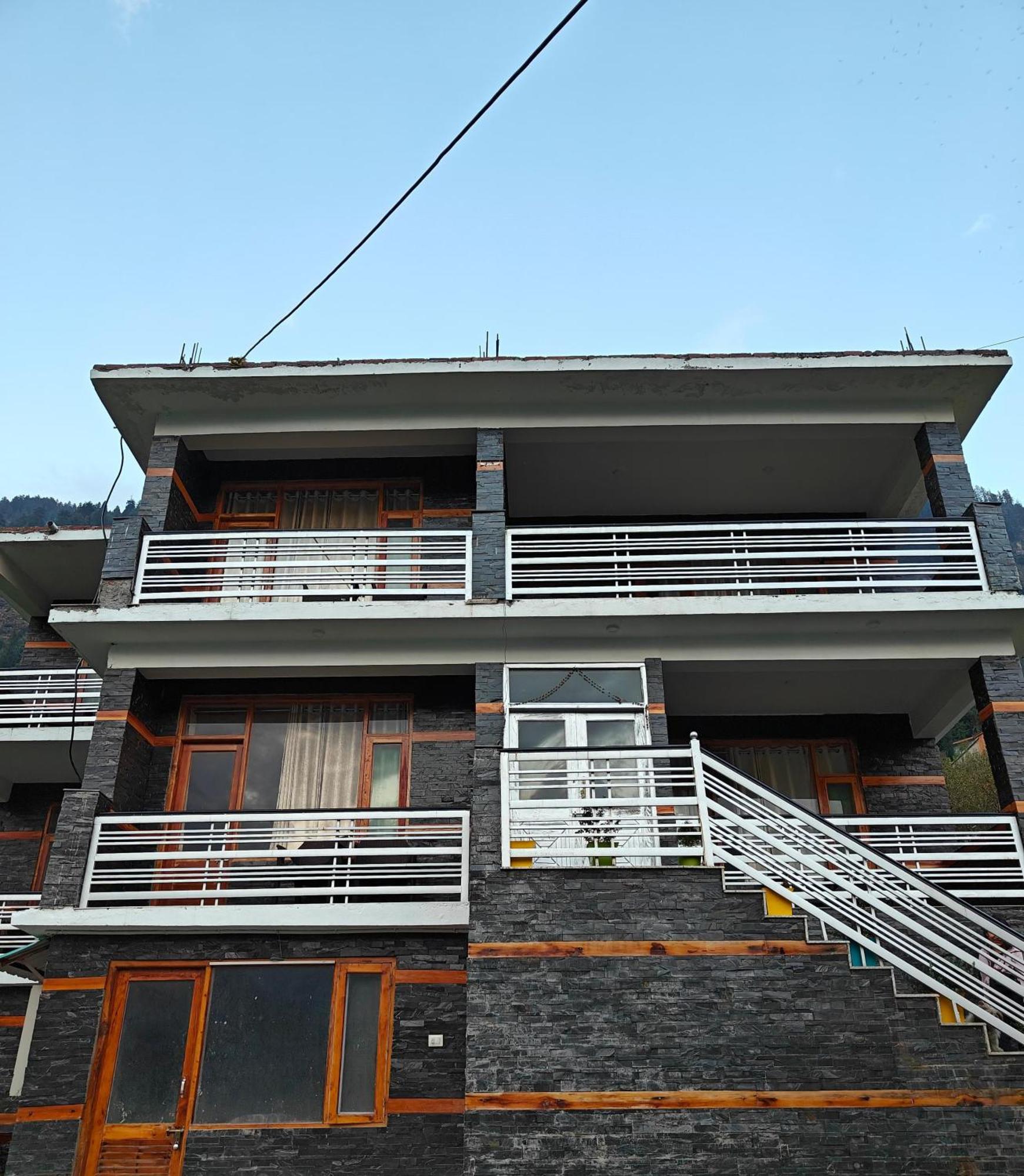 Santosh Cafe & Rooms Amritsar Buitenkant foto